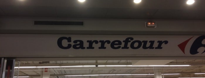 Carrefour is one of Ocio y Compras.
