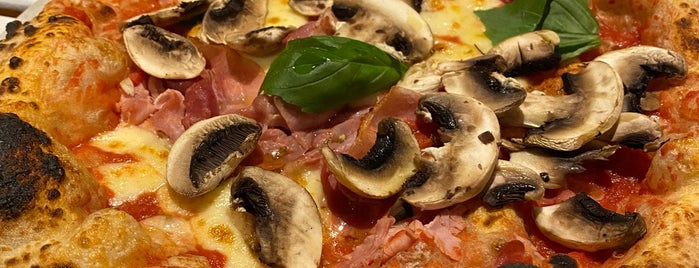Standard Serious Pizza is one of Posti che sono piaciuti a Christoph.