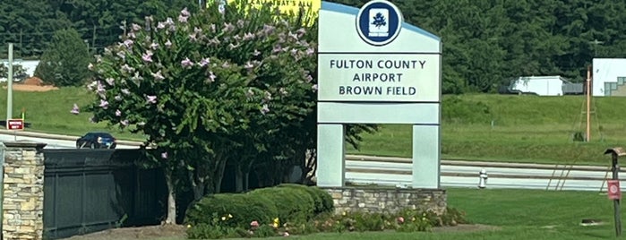Fulton County Airport (FTY) is one of Aeroporto.