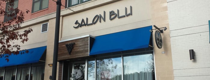 Salon Blu is one of Lieux qui ont plu à Karen.