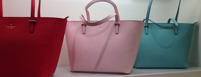 Kate Spade is one of Hērliiiiiさんのお気に入りスポット.