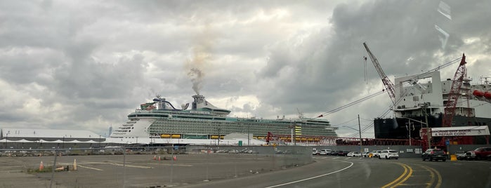 Cape Liberty Cruise Terminal is one of Из Майами.