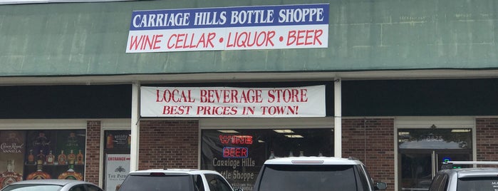 Carriage Hills Liquor is one of Lugares favoritos de Carlos.