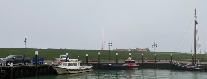 Het Sop - Zeehondentochten is one of Texel.