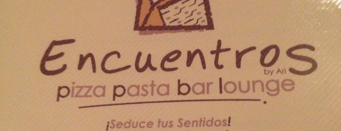 Encuentros Pizza Pasta Bar Lounge is one of Me encanta comer aquí!.