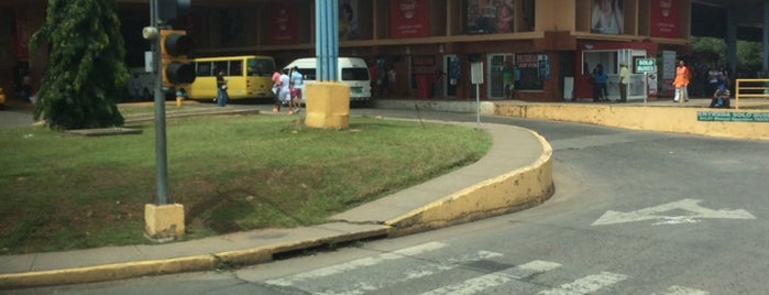 Terminal de transporte de Pasajeros Veraguas is one of Veraguas Santiago Azuero.