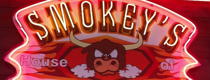 Smokey's House of BBQ is one of สถานที่ที่ C ถูกใจ.