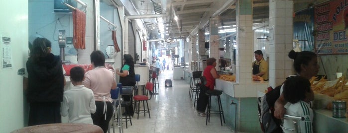 Mercado Revolucion Neza is one of Max 님이 좋아한 장소.
