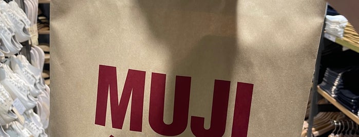 MUJI is one of Lugares favoritos de Hongyi.