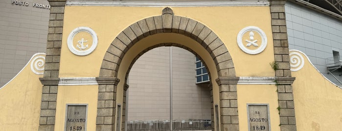Portas do Cerco is one of MO-MFM.