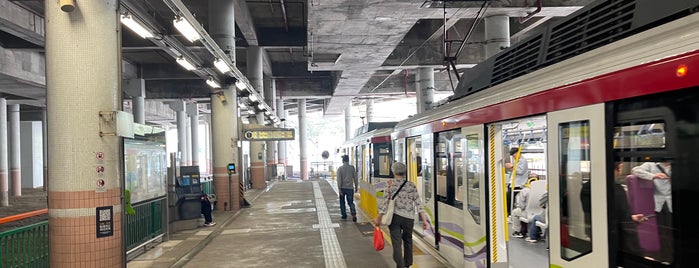 LRT Sam Shing Station is one of MTR LRT Stops 港鐵輕鐵車站.
