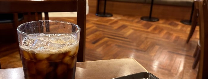 St. Marc Café is one of Posti che sono piaciuti a Takuma.