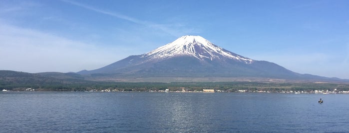 山中湖 is one of Katsuさんのお気に入りスポット.