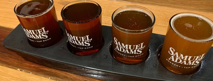 Samuel Adams Tap Room is one of Alさんのお気に入りスポット.