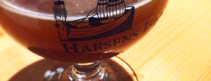 Harsens Island Brewery is one of Lugares favoritos de Greg.