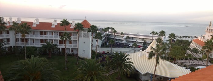 Hotel Riu Arecas is one of Lugares favoritos de Роман.
