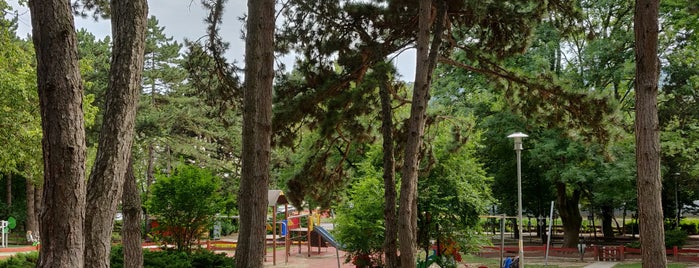 Fenyves parki játszótér is one of Posti che sono piaciuti a Krisztián.