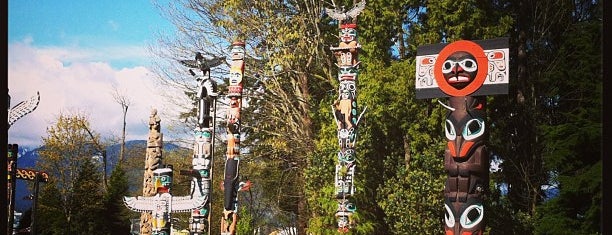 Totem Poles in Stanley Park is one of Paulo : понравившиеся места.