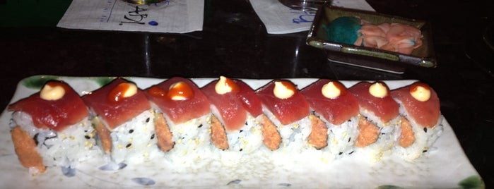 Blue Wasabi Sushi & Martini Bar is one of Phoenix Must Do!.