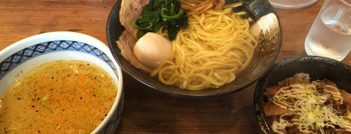 つけ麺 まるや is one of 既食店.