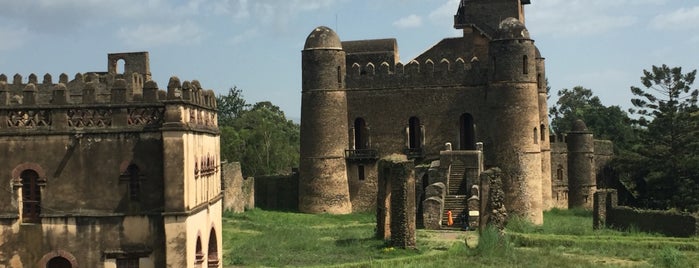 Dungur Palace is one of Lieux qui ont plu à Rodrigo.