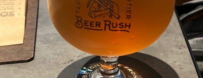 Beer Rush Taproom is one of Lugares favoritos de Dan.