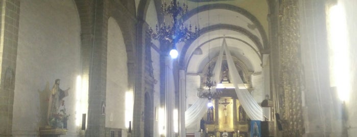 Iglesia San Felipe Y Santiago is one of Posti che sono piaciuti a Maria Jose.