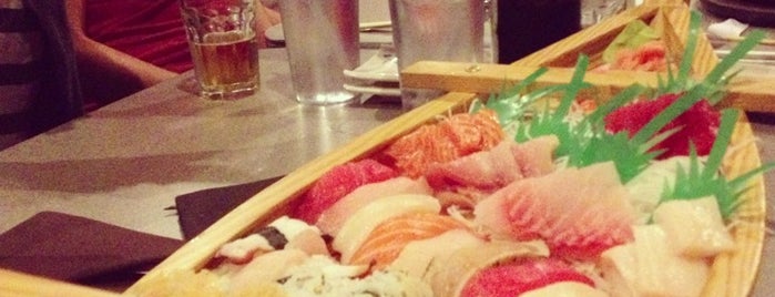 Osaka Sushi & Japanese Cuisine is one of สถานที่ที่ mike ถูกใจ.