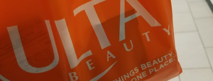 Ulta Beauty is one of Stacyさんのお気に入りスポット.