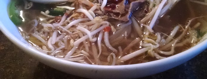 Tasty Pho is one of Randyさんのお気に入りスポット.