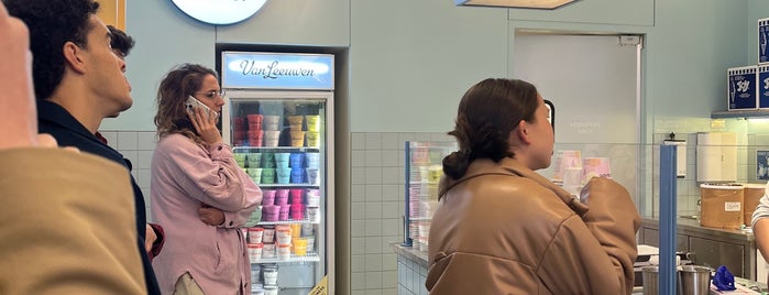 Van Leeuwen Artisan Ice Cream is one of Will'in Beğendiği Mekanlar.