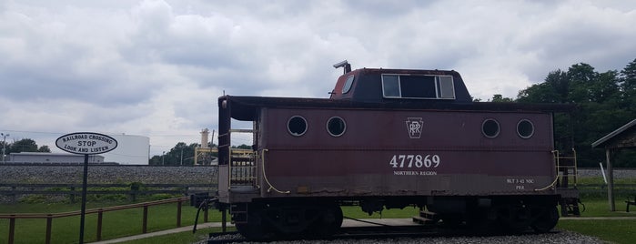 Cresson Caboose is one of Tempat yang Disukai Stephanie.