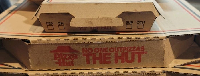 Pizza Hut is one of Dinner.