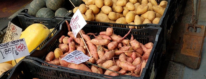 92nd Street Greenmarket is one of NYC Health: NYC Farmers' Markets.