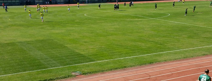 İsmetpaşa Stadyumu is one of Stadyumlar / Futbol Sahaları - Stadium.