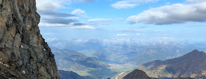 Kitzsteinhorn is one of Zell am see.