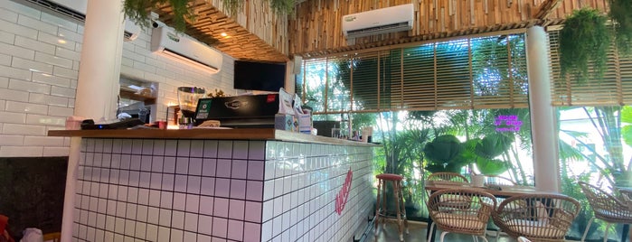 Unni’s Restaurant is one of Thailand.