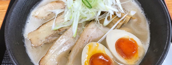Makai-Ramen Gekko is one of ﾌｧｯｸ食べログ麺類全般ﾌｧｯｸ.