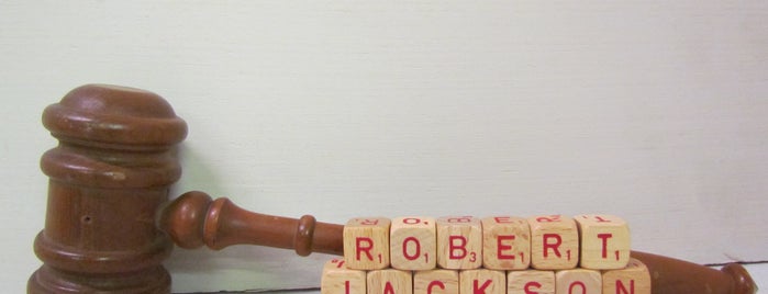 Robert Jackson Auctions is one of DFW Auction Houses.