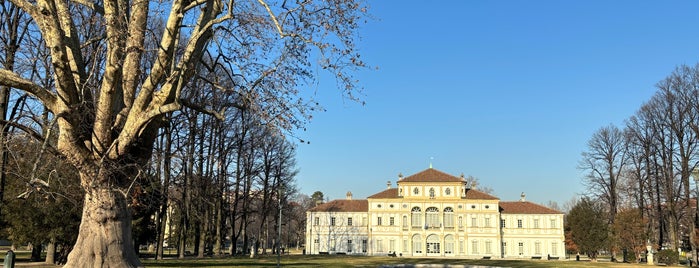 Parco della Tesoriera is one of Best Park in Turin.