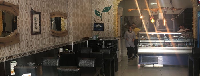 Karadeniz Pide/Pizza Salonu is one of ahmet'in Beğendiği Mekanlar.