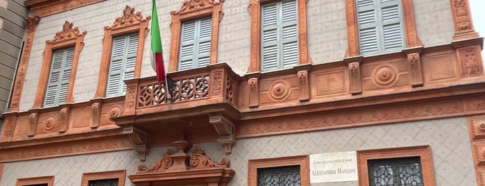 Casa del Manzoni is one of The Buildings of Milan.