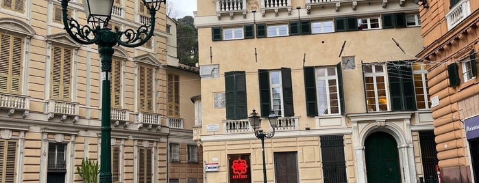 Piazza delle Fontane Marose is one of Genova.