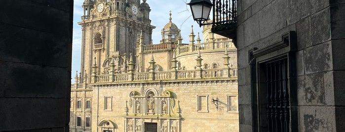 Catedral de Santiago de Compostela is one of Les chemins de Compostelle.