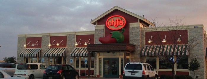 Chili's Grill & Bar is one of Lugares favoritos de Tyson.