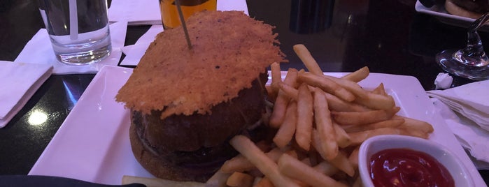 Prime BurgerHouse is one of Guide to Elgin's best spots.