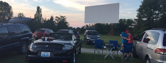 Skyline Drive-In is one of Night Out.