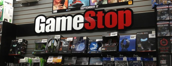 GameStop is one of Tempat yang Disukai Ricky.