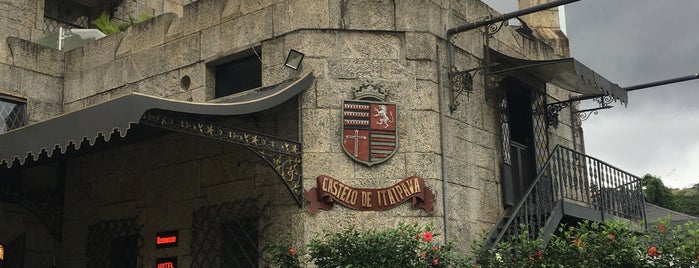 Castelo de Itaipava is one of Tempat yang Disukai Bruna.