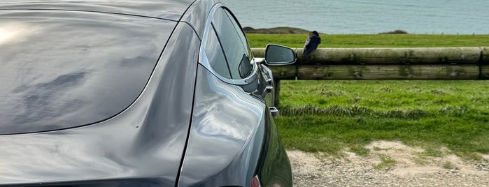 Durdle Door is one of Bournemouth.